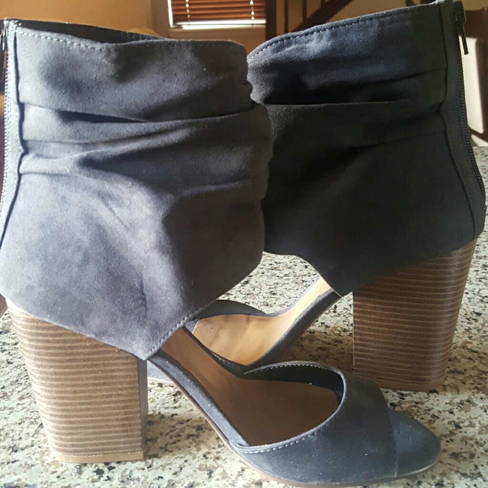πHPπDove grey chunky-heeled shoes - Picture 3 of 5