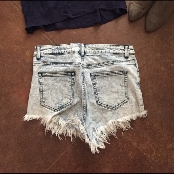 Jean shorts - Picture 3 of 3