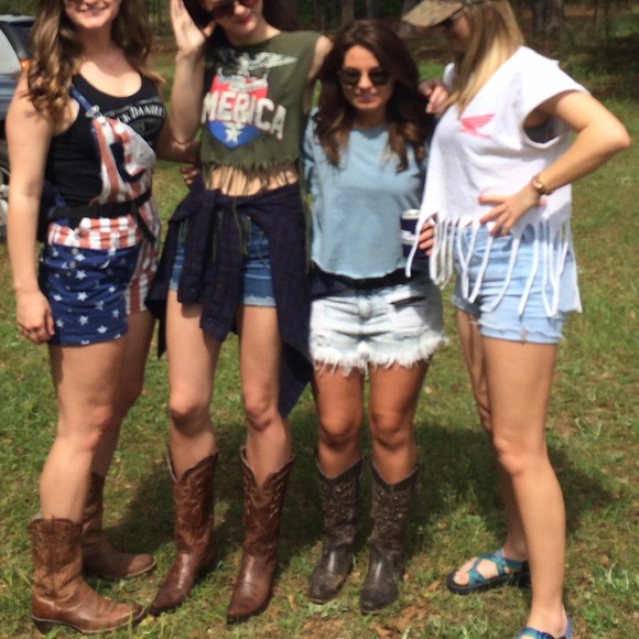 Jean shorts - Picture 2 of 3