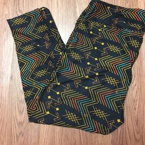 BNWT TC leggings by lularoe