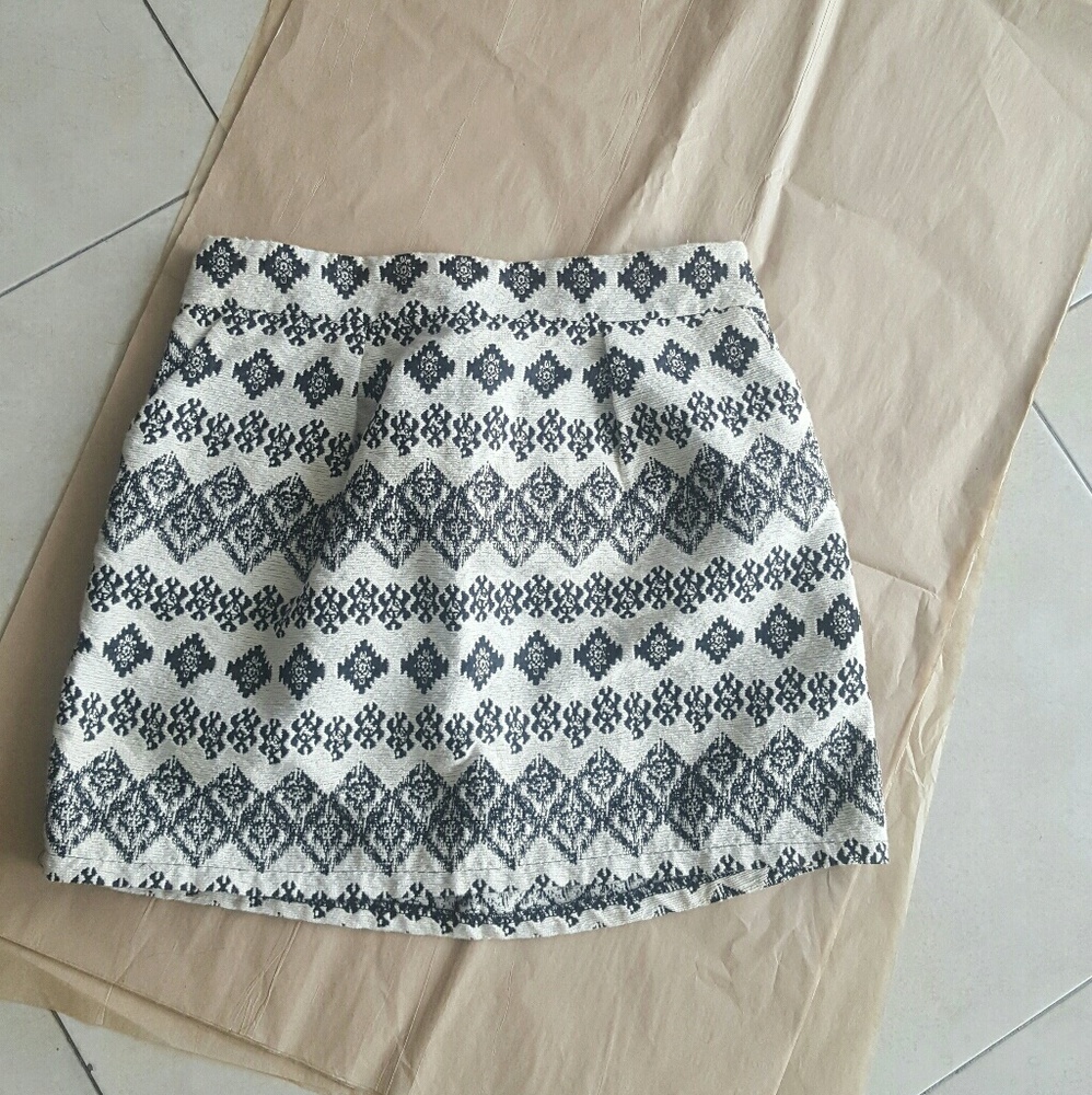 Beautiful Freeway Skirt