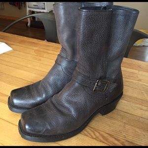 Free Cavalry Strap 8L Boot
