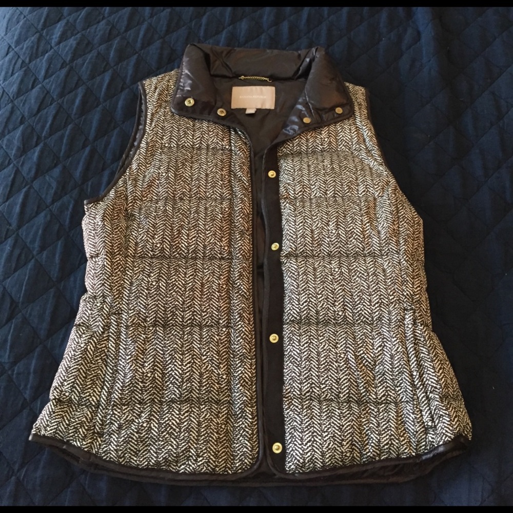 Banana Republic Herringbone vest