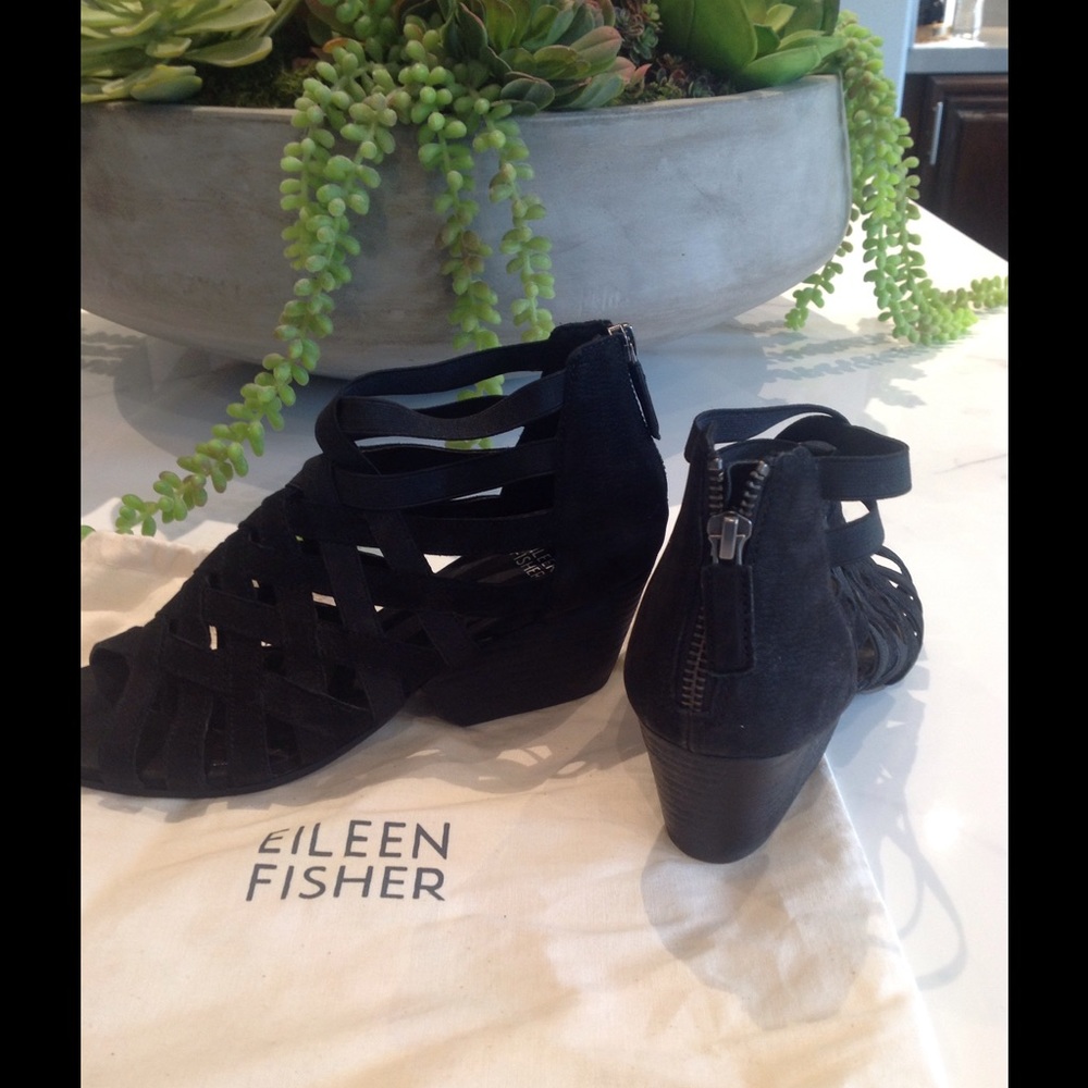 Eileen Fisher Oodle strappy sandal