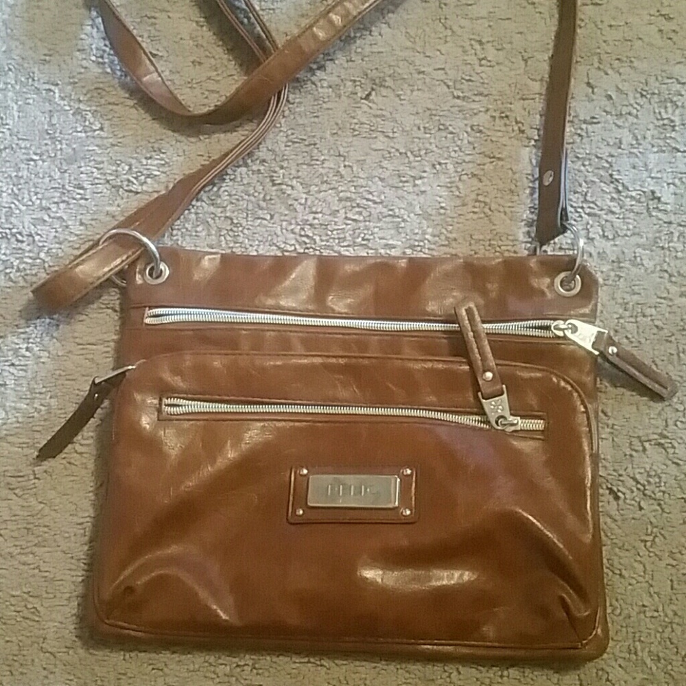 Relic crossbody bag