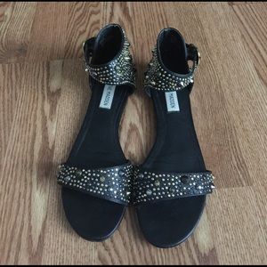 #1lb Steve Madden Sandals