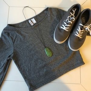 Gray long sleeve crop top