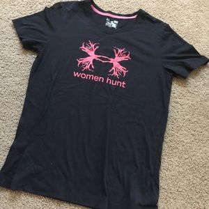 Women hunt tshirt