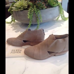 Eileen Fisher Cluster bootie / nubuck