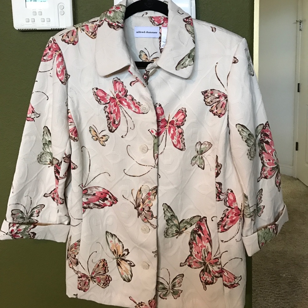 Beautiful Alfred Dunner Butterfly Blazer/Coat