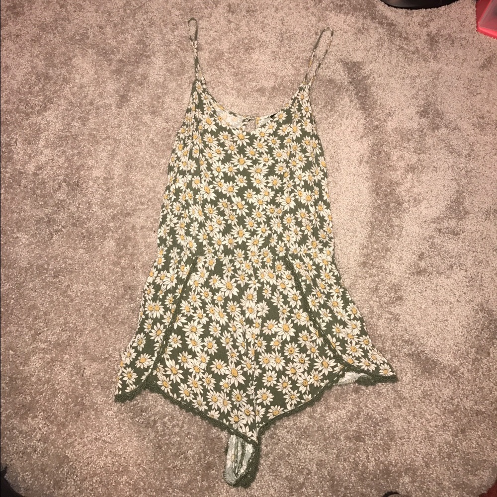 SOLD Forever 21 Daisy Romper
