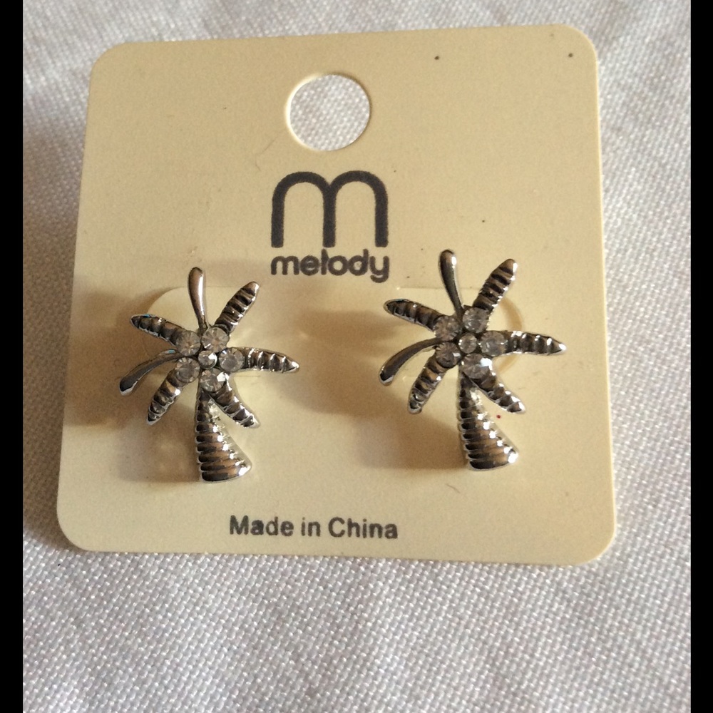 Palm Tree Earrings NWOT