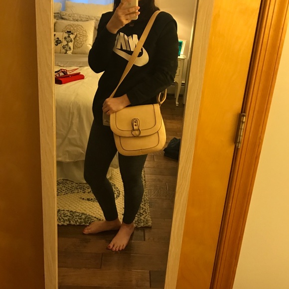 Beige Bass Cross body Purse - Picture 4 of 4