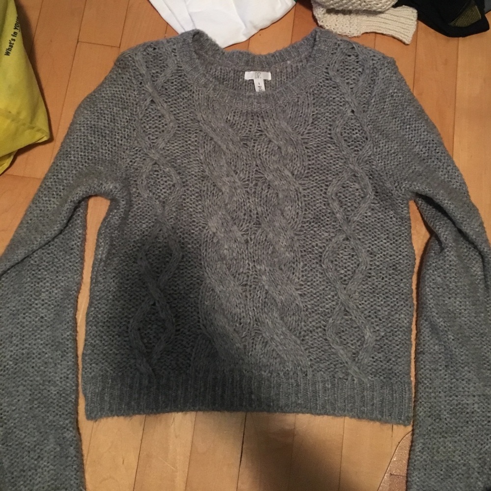 Grey knit sweater