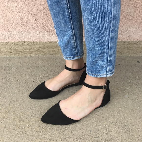 1 left!! Suede Ankle Flat Black - Picture 4 of 6