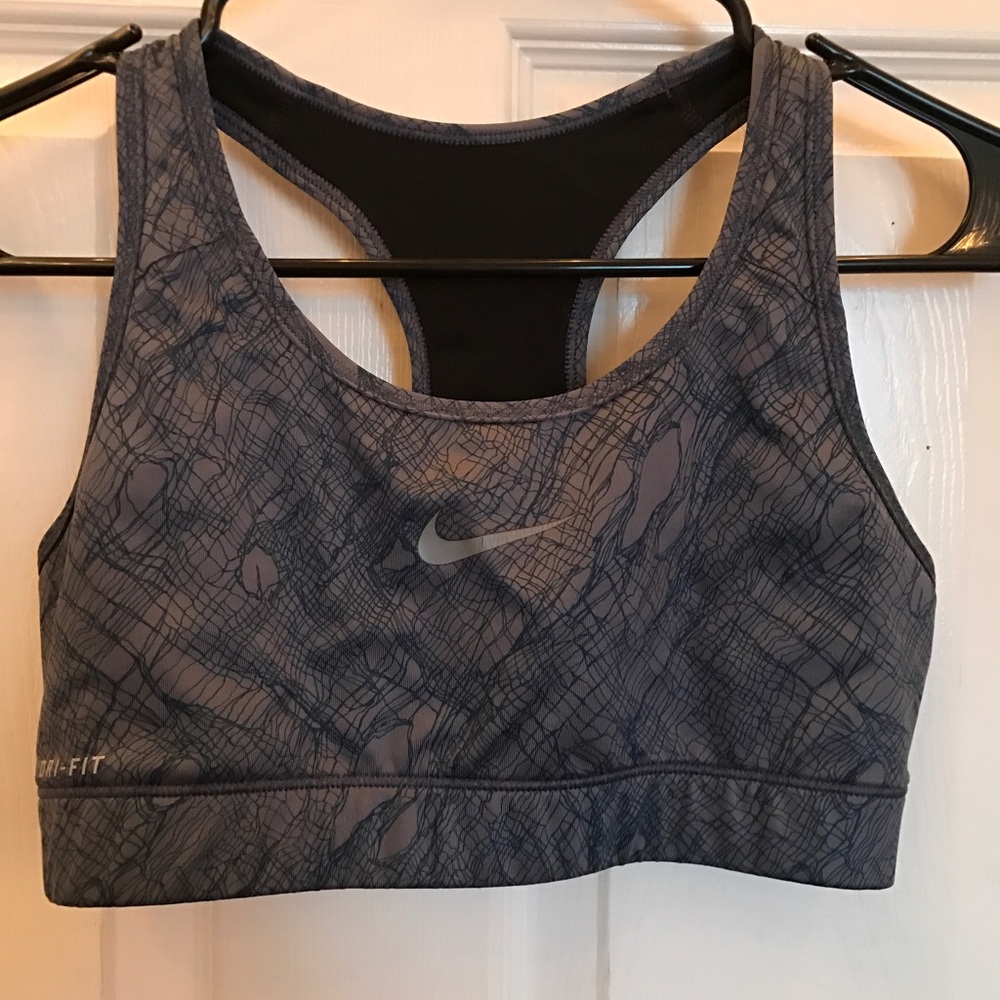 Nike pro sport bra
