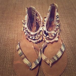 NWOT Mix No6 sandals. Never worn.