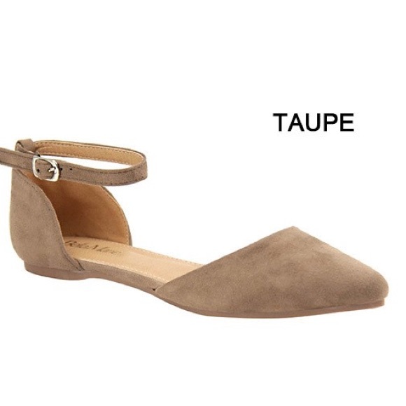 1 left!! Suede Ankle Flat Taupe - Picture 4 of 5