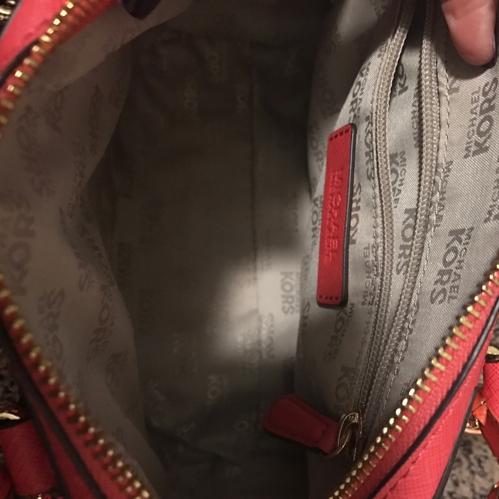 MK purse - Picture 2 of 4