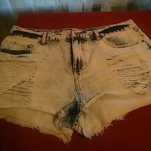 Stonewash distressed jean shorts