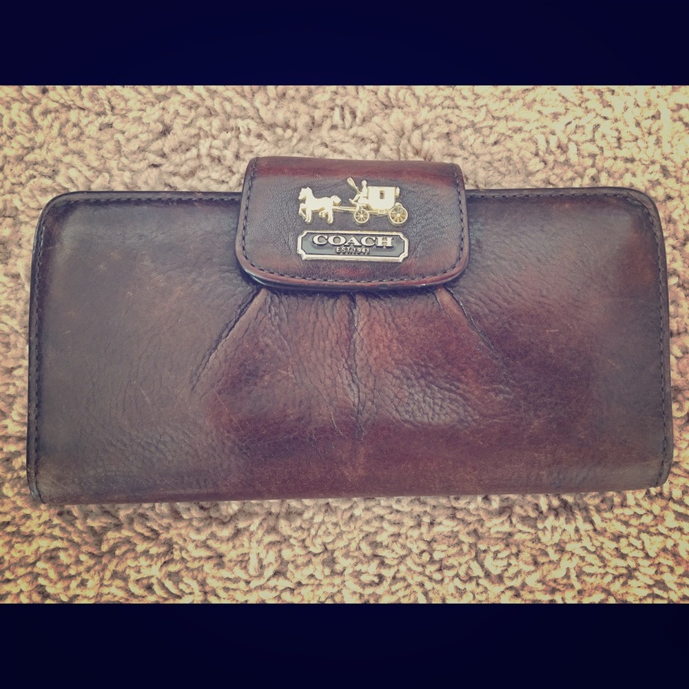 Coach classic clutch wallet leather brown