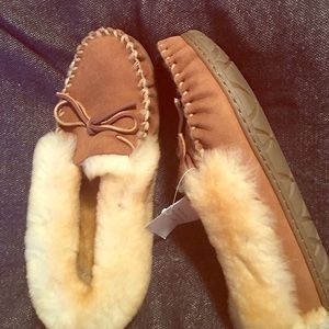 L.L. Bean Wicked Good Moccasins (NEW w/tag)