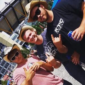 Meet your Posher, Makenzie