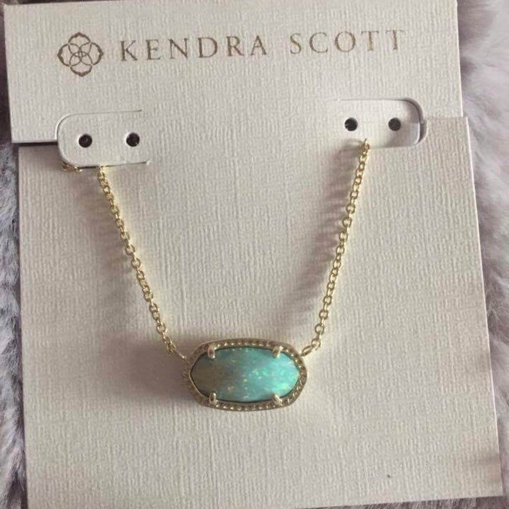 Kendra Scott Green Kyocera Opal Elisa 💚