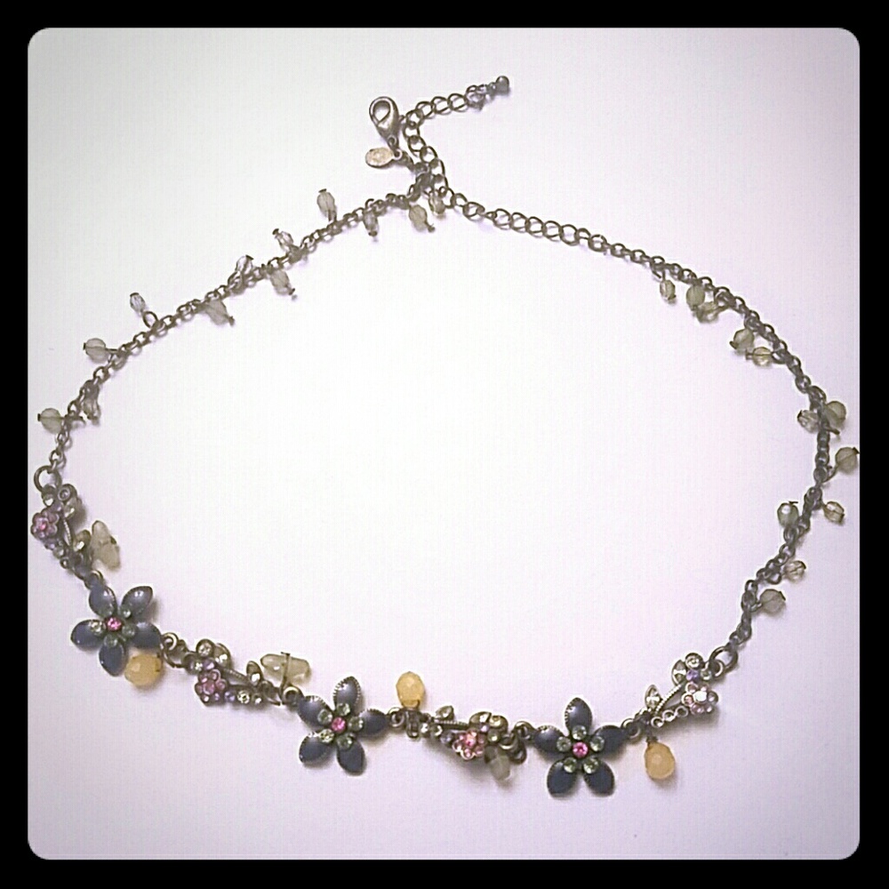 Flower Necklace with bead details