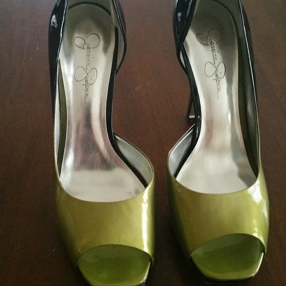 Jessica Simpson pumps - Picture 2 of 2