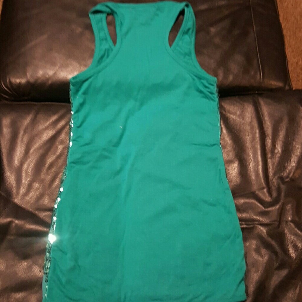 Tank - Picture 3 of 3