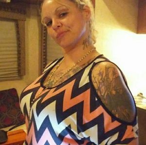 Meet your Posher, Carrie