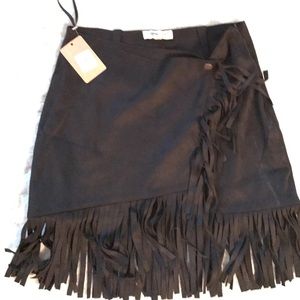 faux suede fringe skirt!