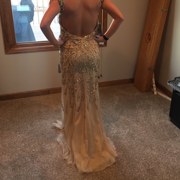 Prom dress - Picture 3 of 4