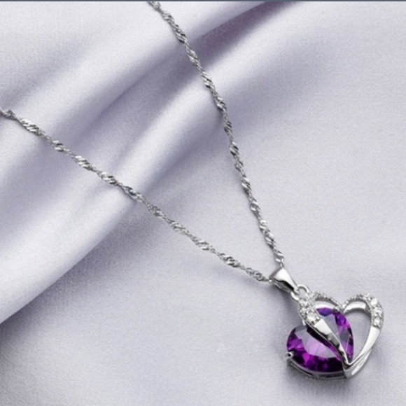 Necklace Double Heart Crystal Amethyst Necklace - Picture 3 of 3