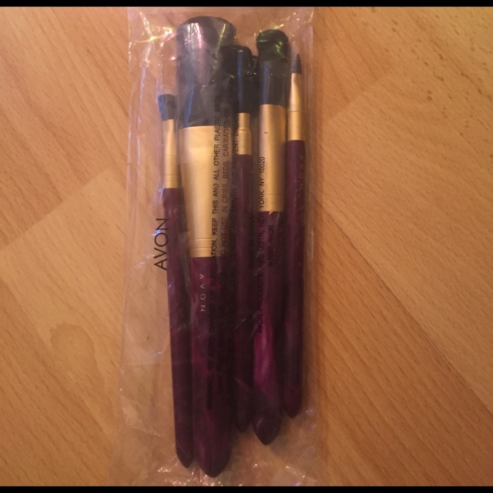 Brand new makeup brushes