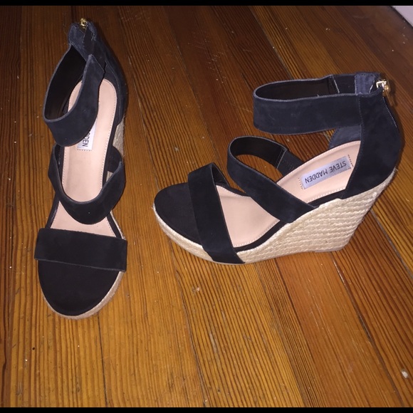 Steve Madden Shoes - Steve Madden black velvet strappy wedges