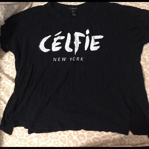 "Celfie" graphic tee - Picture 1 of 1