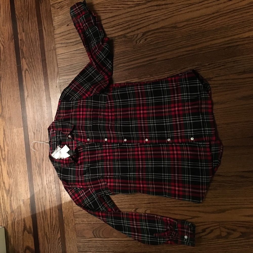 GAP Boyfriend Fit ,black ,red & green plaid shirt