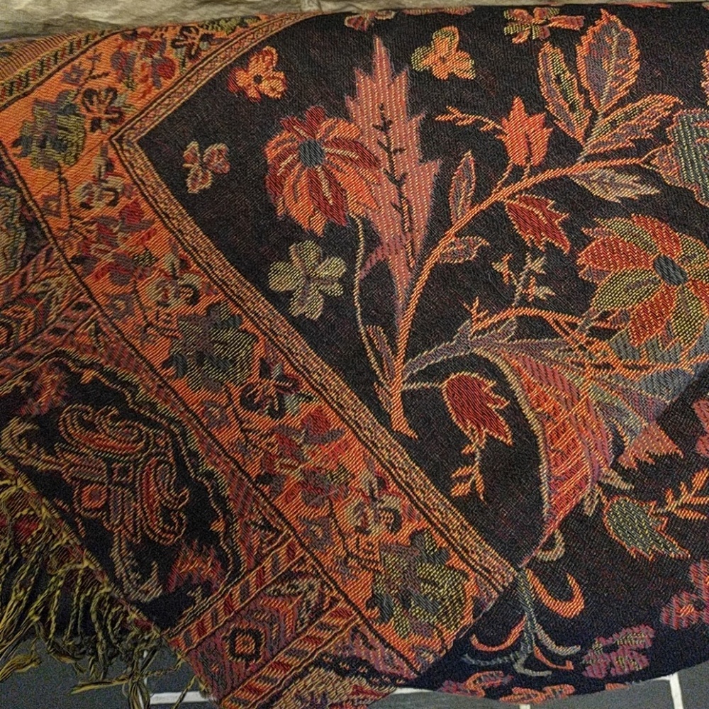 Drop! Pashmina/scarf - from England