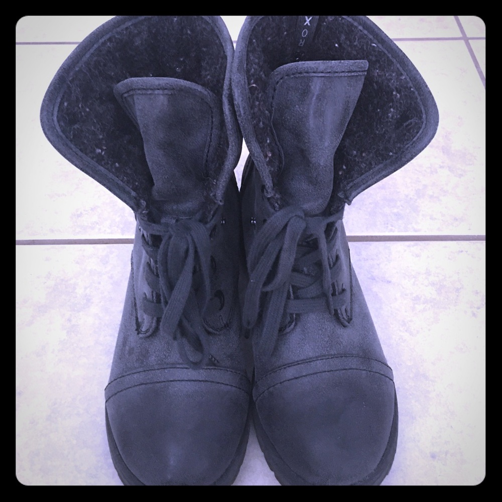 Roxy Bartlett combat boots