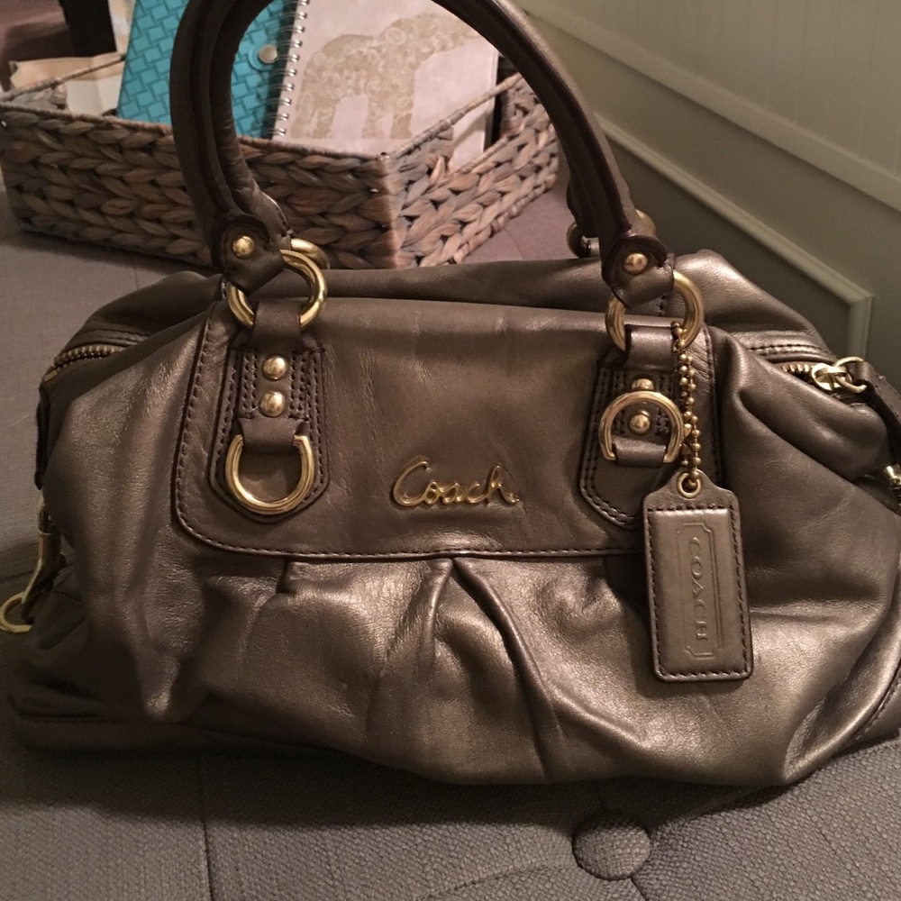 Authentic coach tote bag. Dark gold color
