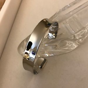 🌸Curvature Cuff Bracelet