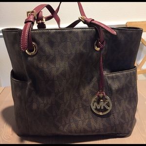 Michael Kors Tote with maroon straps