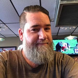 Meet your Posher, Derek