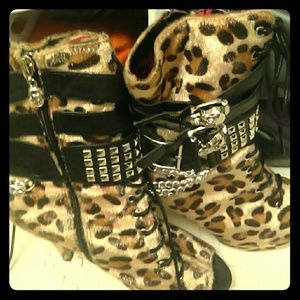Leopard skin boots