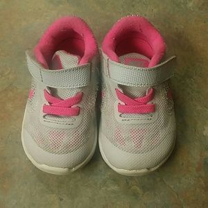 Toddler Nike sneakers