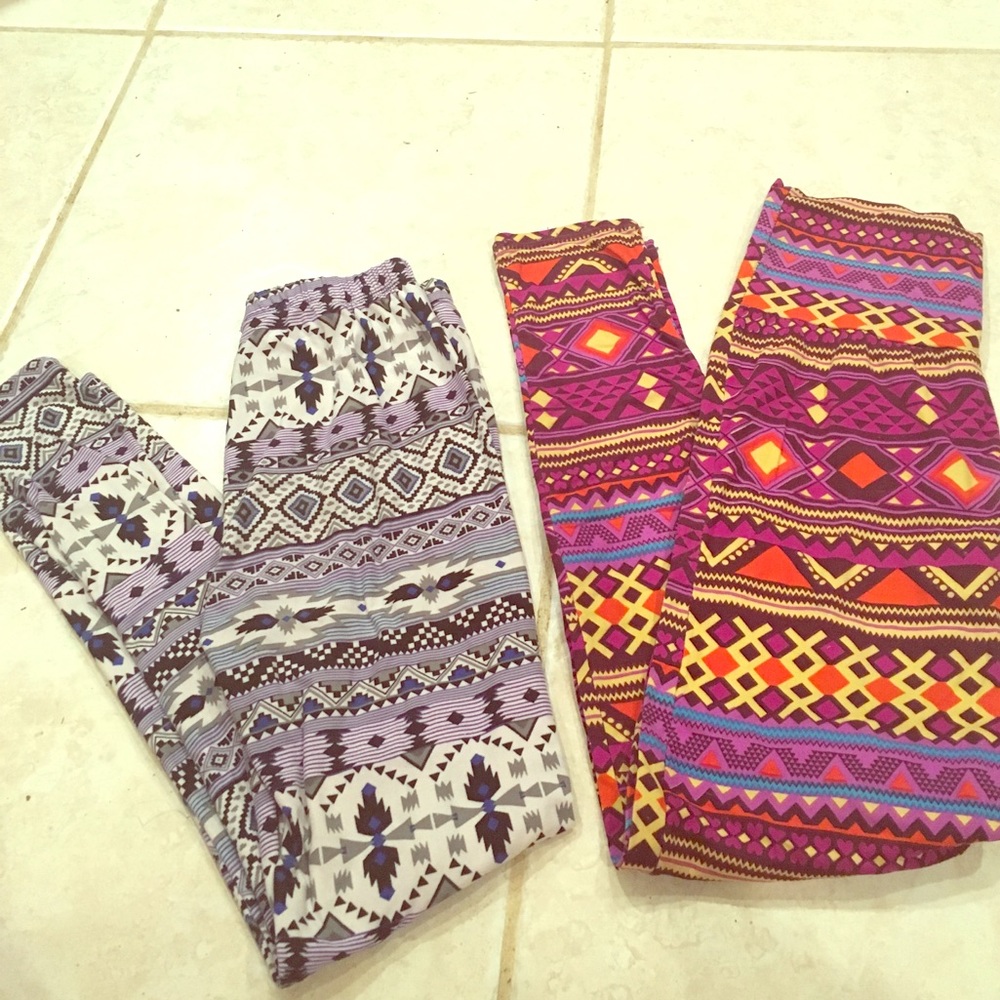 NWOT Really soft LEGGINGS!!