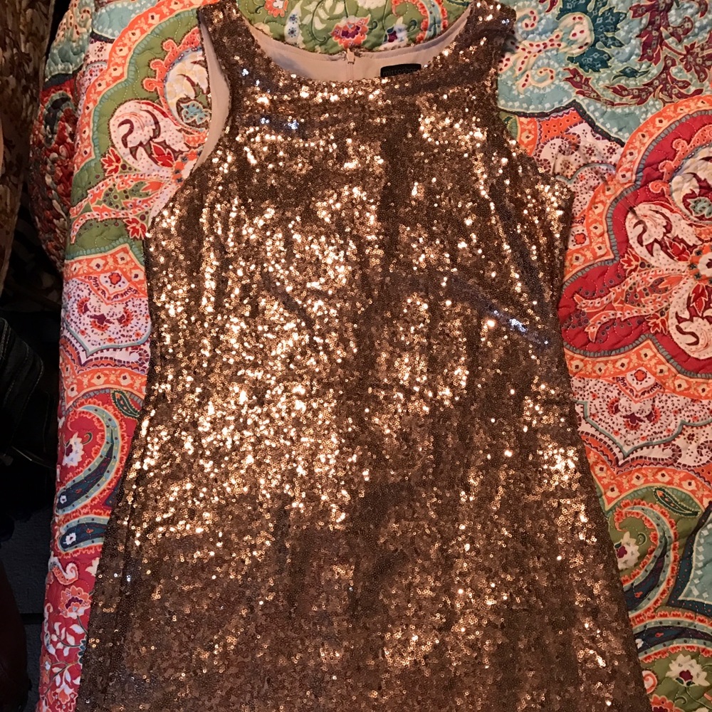 Good sequin dress