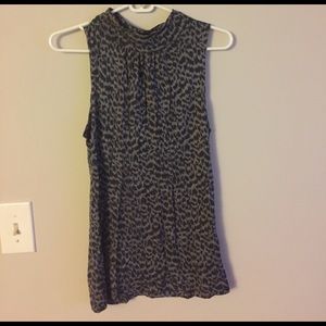 Banana Republic Sleeveless Shirt